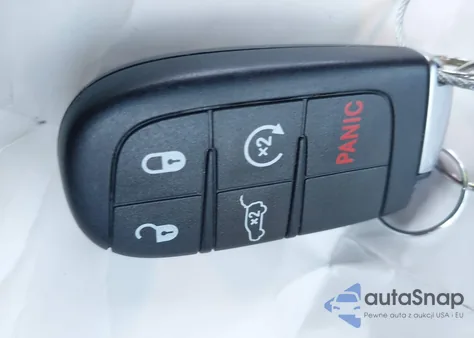 2015 Jeep Grand Cherokee Overland из США, поврежденный, VIN 1C4RJFCG7FC107361